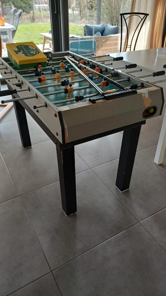 4 in 1 speeltafel (voetbal, airhockey, pool, pingpong), Kinderen en Baby's, Speelgoed | Voetbaltafels, Gebruikt, Ophalen