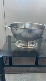 Sceau / vasque à champagne, Enlèvement