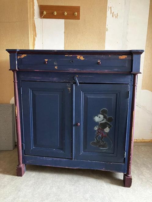 Charmante vintage houten kast, blauw geschilderd, Antiquités & Art, Curiosités & Brocante, Enlèvement