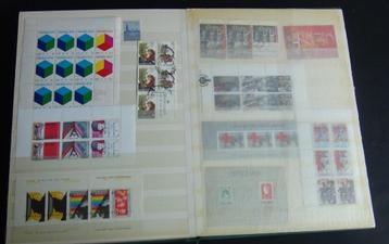 Postzegelalbum A4 (06) Nederland beschikbaar voor biedingen