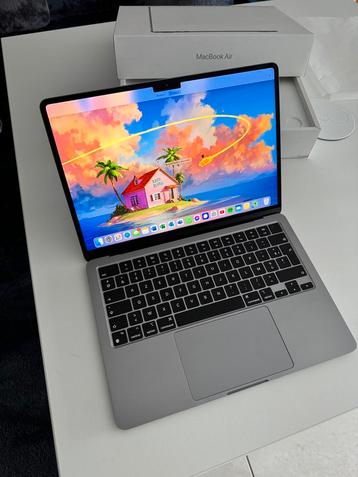 MacBook Air M2 - 512 GB - 13,6' beschikbaar voor biedingen