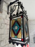 Grande lampe de style victorienne, Ophalen