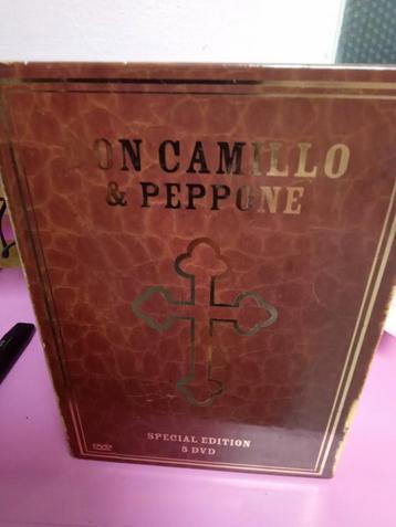 Dvd box met don camillo &  peppone  zeer goede staat 