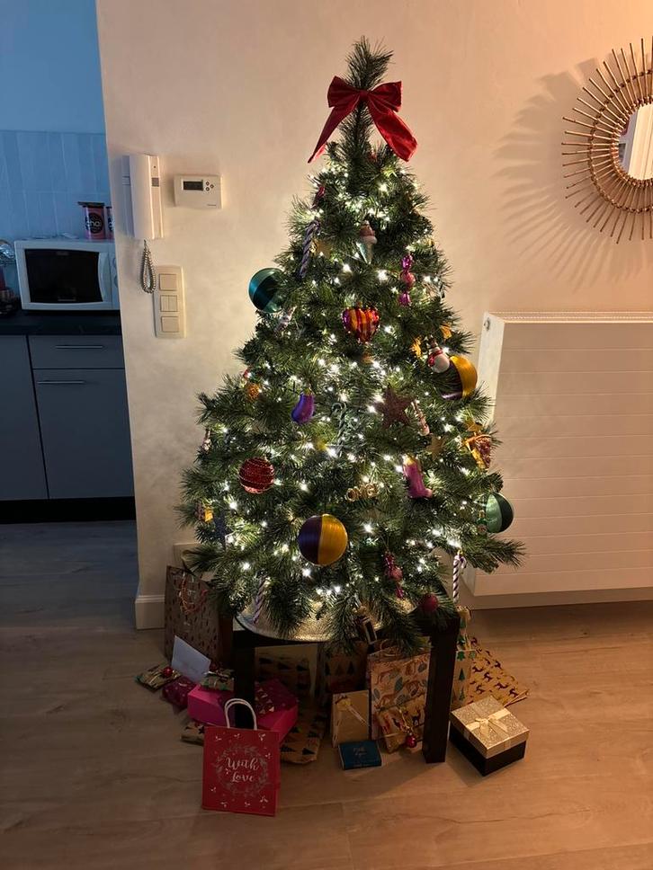 Kerstboom ca. 140/150cm, Diversen, Kerst, Zo goed als nieuw, Ophalen