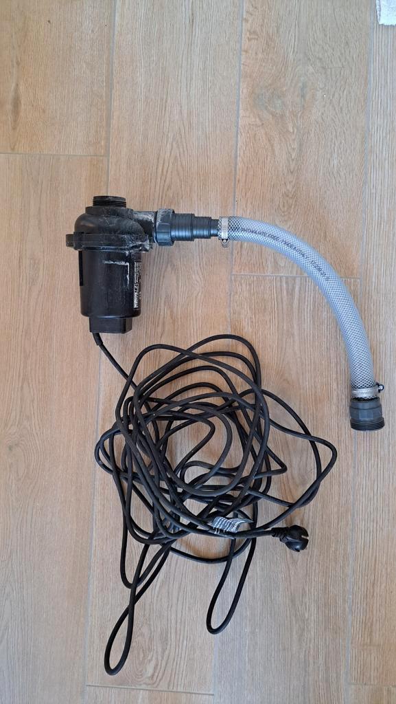 Vijverpomp Hozelock Aquaforce 6000 pump model 97336-000, Muziek en Instrumenten, Microfoons, Gebruikt, Ophalen of Verzenden