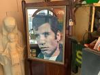 John Travolta  Spiegel ! 1969 !, Antiek Cafe, Enlèvement