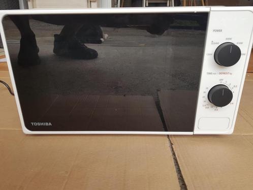 Toshiba - Magnetron, 5 vermogensniveaus, ontdooien, Elektronische apparatuur, Microgolfovens, Nieuw, Microgolfoven, Ophalen of Verzenden