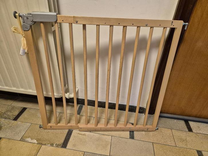 houten babyhekje, Kinderen en Baby's, Traphekjes, Gebruikt, Klemhekje, Hout, 100 tot 115 cm, Ophalen