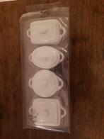 4 mini witte stenen stoofpotjes met deksel, Ophalen of Verzenden, Nieuw, Overige typen