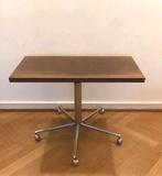 vintage tv-tafel met rechthoekige chromen wielen zie foto's, Ophalen