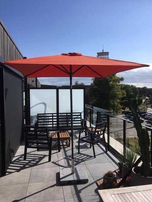 Parasol inclusief granieten voet, Tuin en Terras, Parasols, Zo goed als nieuw, Ophalen