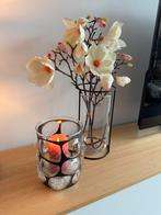 Vaas Rogiers H33cm met kunstbloemen en metalen houder, Huis en Inrichting, Woonaccessoires | Droogbloemen, Ophalen of Verzenden