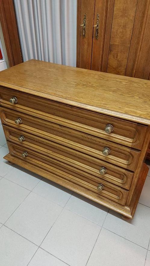Prachtige, oude commode in zeer goede staat, Huis en Inrichting, Kasten | Ladekasten, Zo goed als nieuw, Minder dan 100 cm, 100 tot 150 cm
