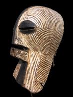 Ancien masque Kifwebe Songye  - Congo, Enlèvement ou Envoi