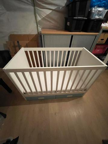 Stuva babybed met lades + Aerosleep matras beschikbaar voor biedingen