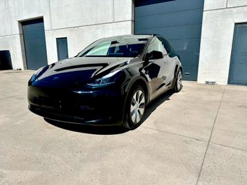 Tesla Model Y 10/2024 8900 km, Auto's, Tesla, Automaat, USB, Zwart, Leder