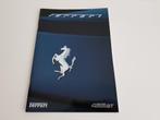 FERRARI - 456 GT brochure + witte hoes - 1993, Boeken, Auto's | Folders en Tijdschriften, Verzenden, Zo goed als nieuw, Ferrari