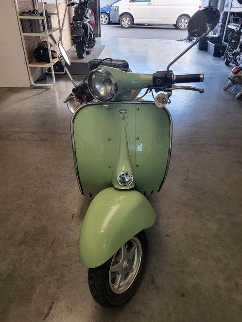 Model Vespa, zeer uniek., Fietsen en Brommers, Scooters | Vespa, Zo goed als nieuw, Overige modellen, Klasse A (25 km/u), Verzenden
