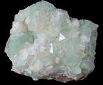 Groot stuk met groene APOPHYLLIET kristallen., Ophalen of Verzenden, Mineraal