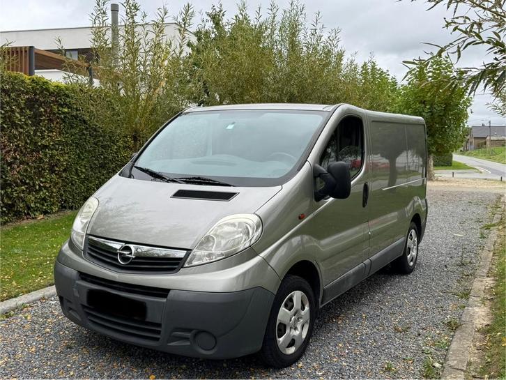 Opel Vivaro 2.0 CDTI Lichte Vracht / 1ste eigenaar, Auto's, Bestelwagens en Lichte vracht, Bedrijf, Opel, Diesel, Euro 4, Handgeschakeld