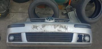 VW GOLF V   VOORBUMPER BJ 2005 TOT 2009 beschikbaar voor biedingen