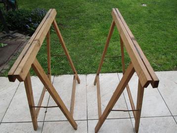 2 houten schraven beschikbaar voor biedingen