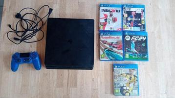 Playstation 4 + games beschikbaar voor biedingen