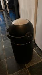 Pampervuilbak pericles, Ophalen