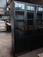 Zwarte vitrinekast (outlet), Huis en Inrichting, Woonaccessoires | Overige, Ophalen, Nieuw