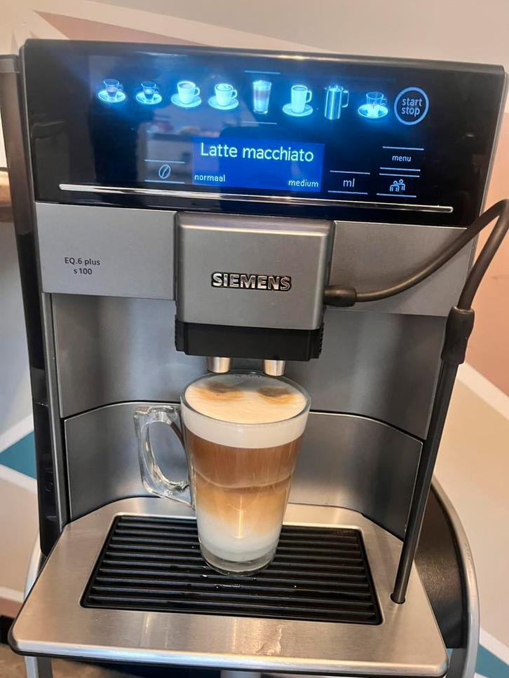 SiemensEQ6 Plus S100 Koffiezetapparaat Zeer Goed Onderhouden, Elektronische apparatuur, Koffiezetapparaten, Zo goed als nieuw
