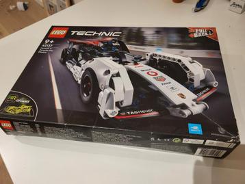 Lego Technic 42137 beschikbaar voor biedingen
