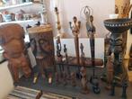 39 objets d(art africain, tamtams, masques, statuettes,..., Ophalen of Verzenden