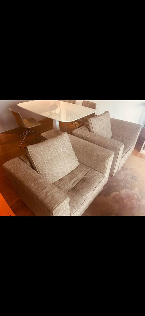 Zanotta 2 fauteuils, Huis en Inrichting, Stoffering | Vloerbedekking, Zo goed als nieuw, Bruin, Ophalen of Verzenden