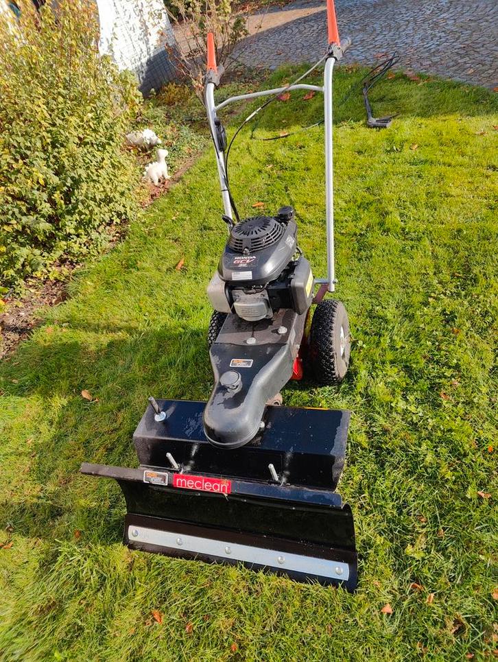 Me clean frontsweep 70 compleet met opvangbak en grondschuif, Tuin en Terras, Grasmaaiers, Opvangbak, Ophalen