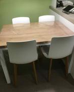 Lot van 4 lottus chairs enea Lievore Alther Molina +tafel, Ophalen