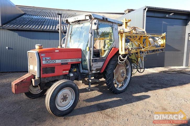 Massey Ferguson 3050 NL tractor 2wd met Dubex 21 meter spuit, Articles professionnels, Agriculture | Tracteurs