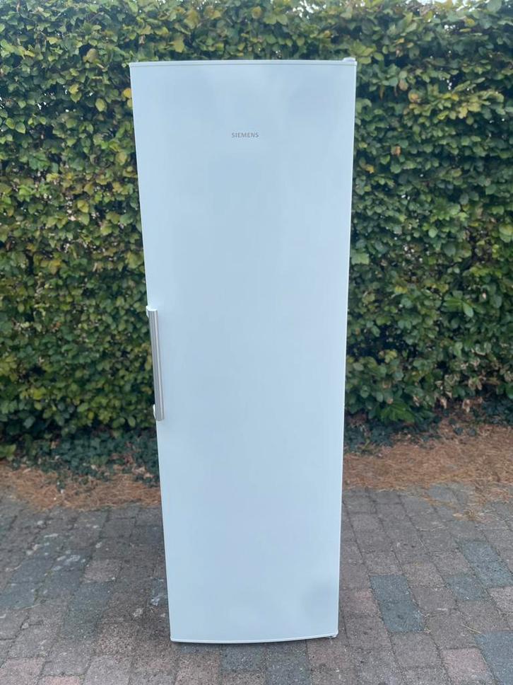 Diepvries siemens A+++ no frost heel proper werkt super, Elektronische apparatuur, Koelkasten en IJskasten, Zo goed als nieuw