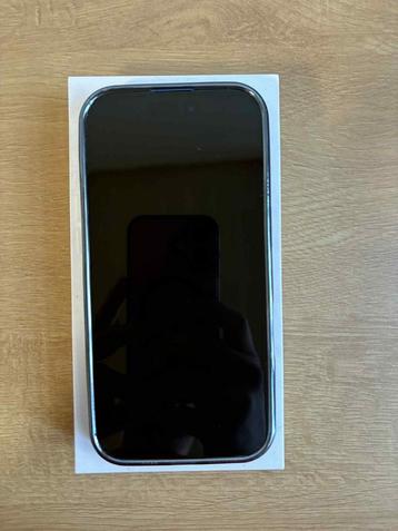 Iphone 16 etat neuf beschikbaar voor biedingen