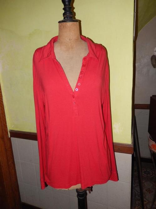 T-shirt rouge manche longue XXL 7€, Vêtements | Femmes, T-shirts, Porté, Taille 46/48 (XL) ou plus grande, Rouge, Manches longues