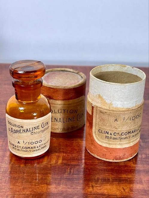 Flesje “Solution d’adrénaline Clin, Chlorhydrate à 1/1000”, Antiek en Kunst, Curiosa en Brocante, Ophalen of Verzenden