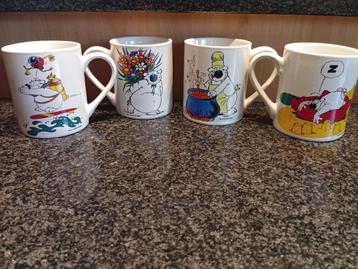 4 tasses Cubitus ( vente en lot ou à la pièce). beschikbaar voor biedingen