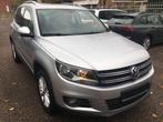 Volkswagen Tiguan AUTOMAAT 2.0 TDI 103KW DPF 4Motion DSG, Auto's, Automaat, Euro 5, Gebruikt, Zwart