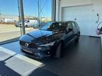 Volvo V60 PLUS DARK HYBRID BENZINE FULL OPTION (bj 2023), Auto's, Automaat, Gebruikt, 1969 cc, Blauw