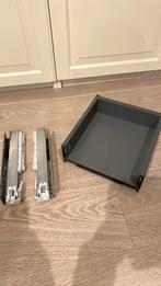 Blum lade, push-to-open, Enlèvement, Neuf, Fer, Coulisse ou Verrou