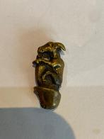Amulette phallique pendentif chèvre animaux du zodiaque, Antiek en Kunst, Ophalen of Verzenden