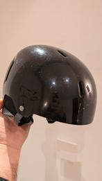 2 casques de ski  enfant Decathlon à donner gratuit, Ophalen, Gebruikt, Ski