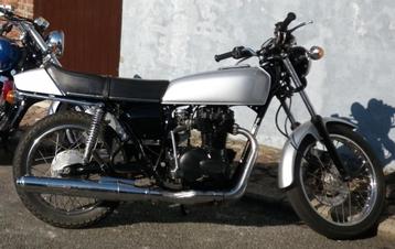 HONDA CJ 250 T, Motos, 2 cylindres, Particulier, 12 à 35 kW, 250 cm³