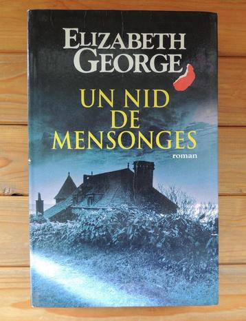 Livre - Un nid de mensonges beschikbaar voor biedingen