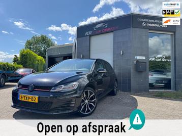Volkswagen Golf 1.2 TSI GTI Look XENON-LED-NAVI-CLIMA-LEDER, Voorwielaandrijving, Euro 5, 105 pk, Gebruikt