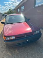 Mazda 323 1.3cc 1991, Autos, Mazda, Rouge, Achat, Boîte manuelle, Bleu